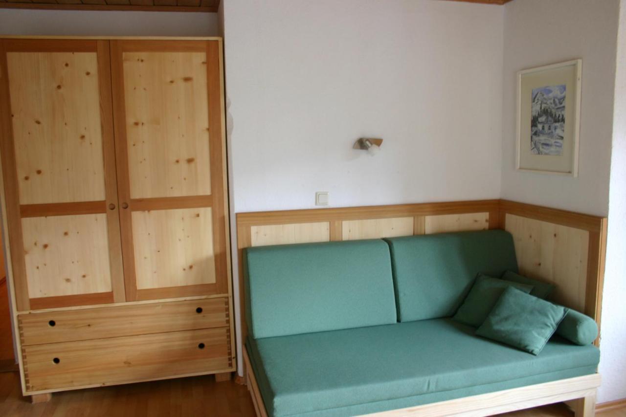 Tiefhof Apartment เนาดาส ห้อง รูปภาพ